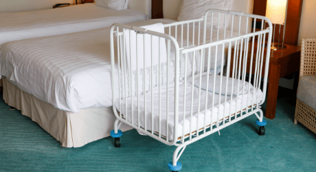 ベビーベッド