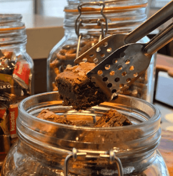 軽食・ドリンクサービス